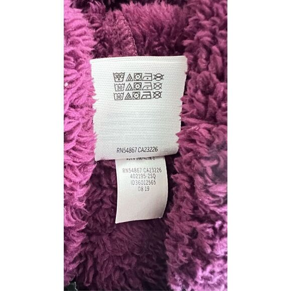 PINK - Victoria's Secret PINK Maroon Fuzzy Sherpa Pullover size M - Picture 7 of 7